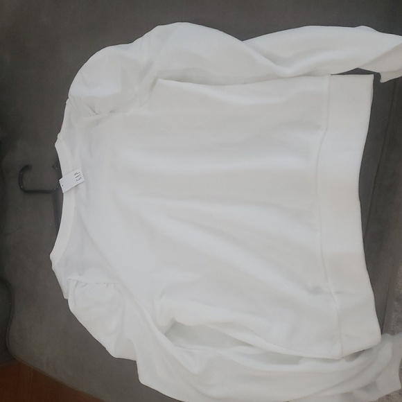 White puff sleeve sweater top - Picture 2 of 2